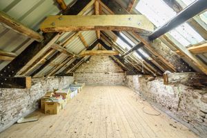 Upper Barn- click for photo gallery